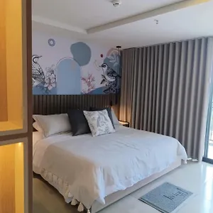 Hotel Living 35